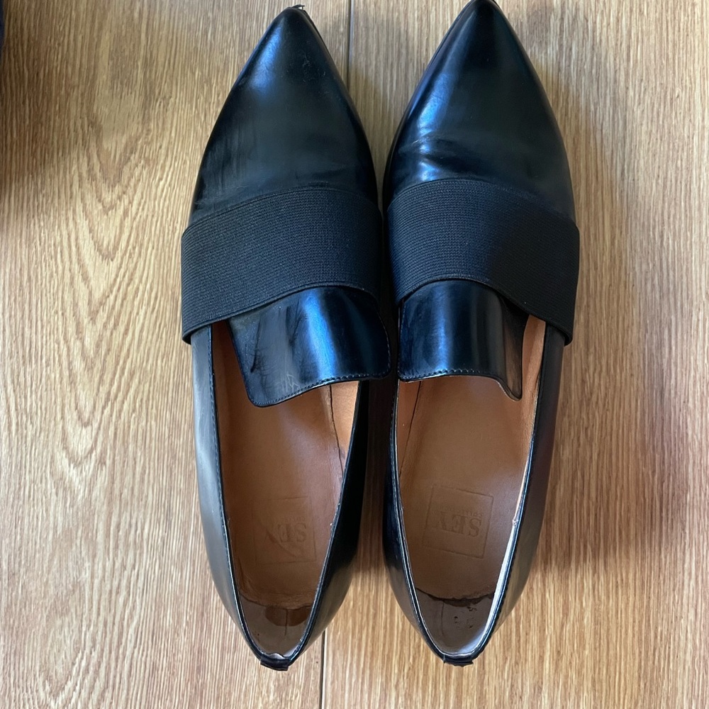 Loafers, black patent with fabric strap